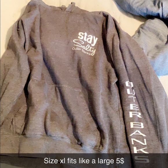 Clothes - Picture 3 of 8